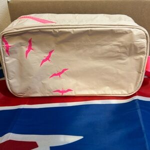 ALOHA Collection Iwa Birds Dopp Kit.